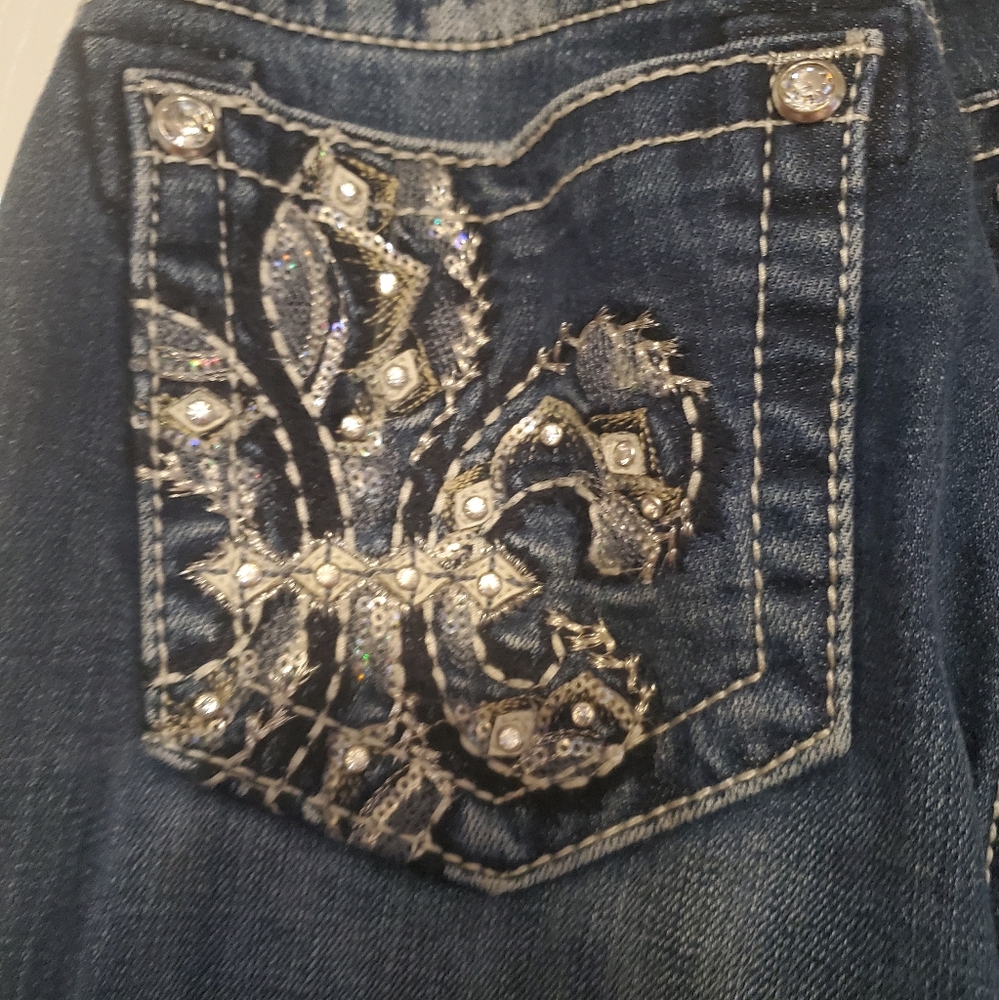 Miss Me Jeans - Picture 3 of 3